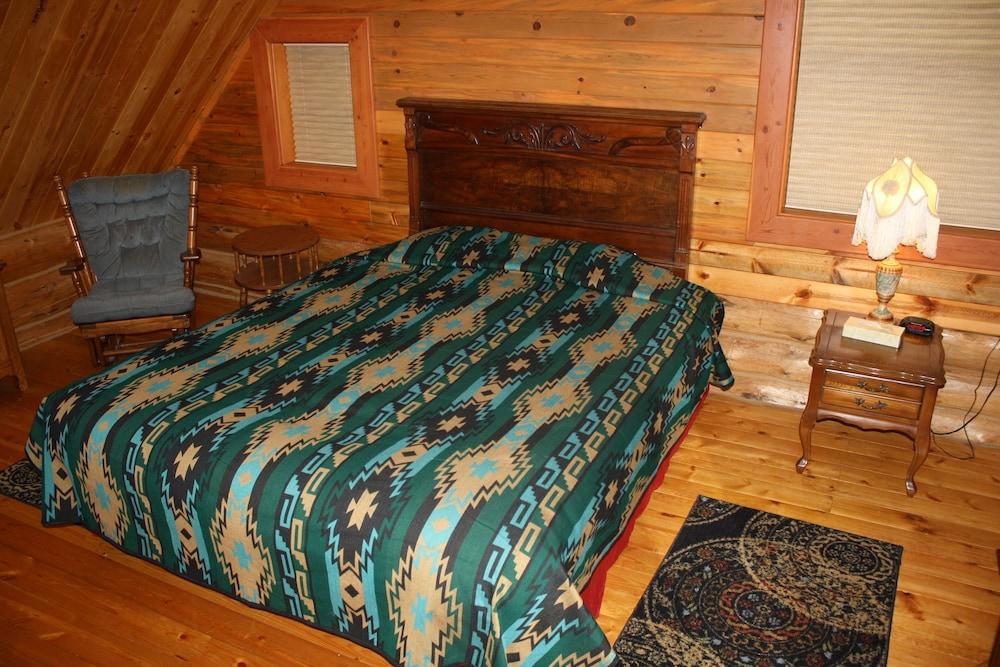 Hearthstone Elegant Lodge by the River photo 51