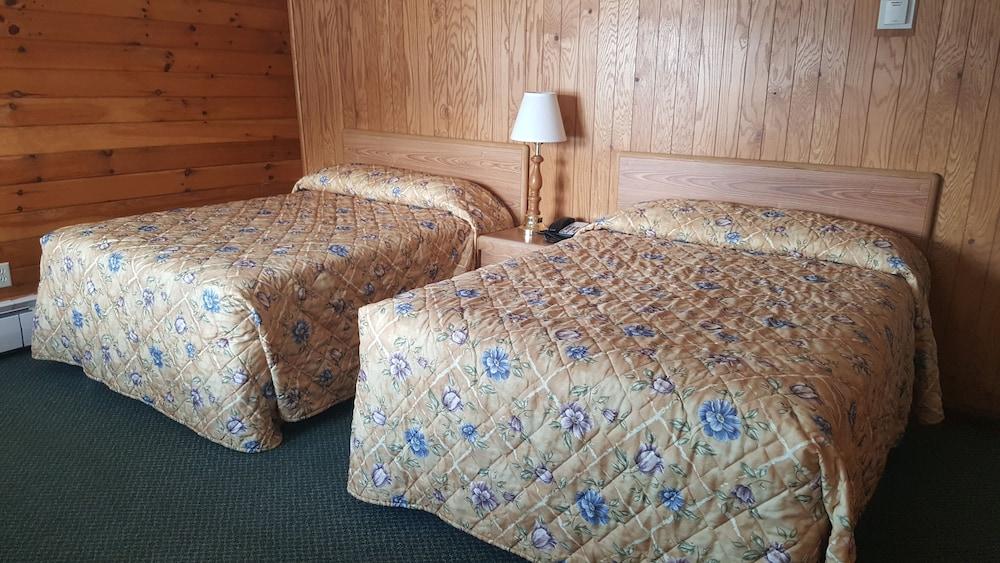 Clark's Beach Motel photo 20