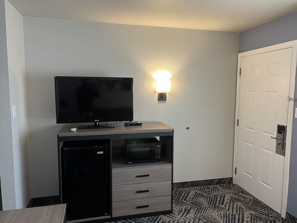 Garden Inn & Suite photo 33