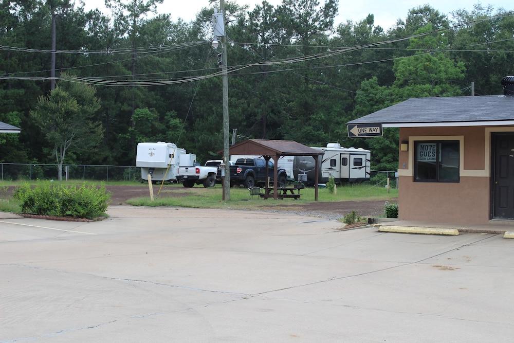 EverGreen Inn & RV photo 10
