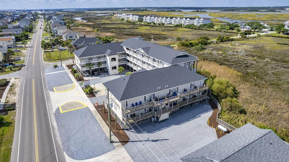 Tiffany's Motel & Condos photo 40
