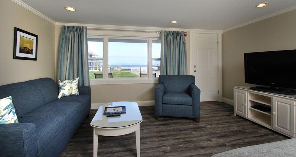 Sea Chambers Motel photo 28