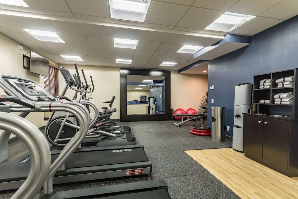 Hampton Inn Winchester-University/Mall Area photo 25