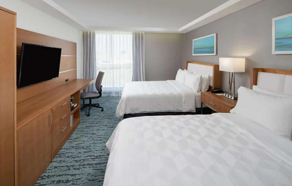 DoubleTree by Hilton Miami North I-95 photo 9