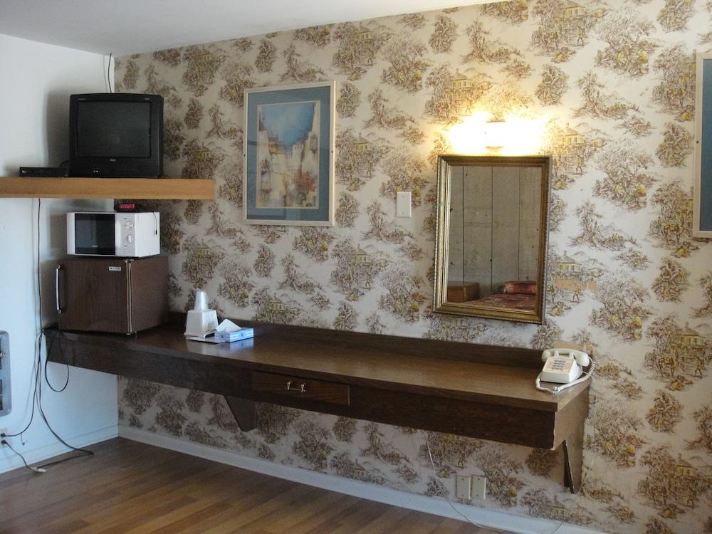 The Hills Motel photo 10