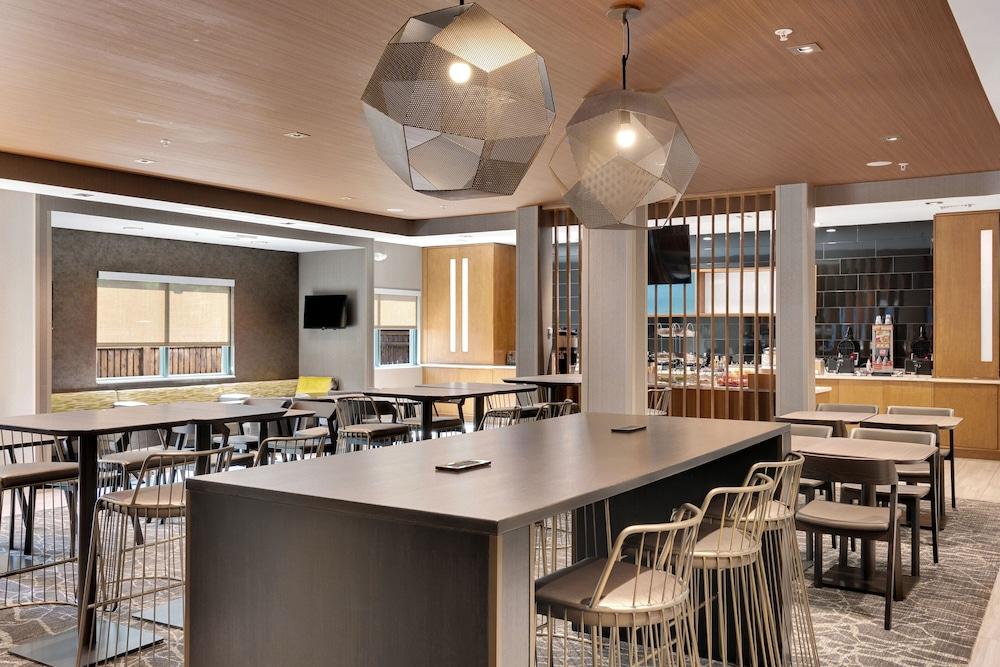 SpringHill Suites by Marriott Freeport Brunswick photo 24