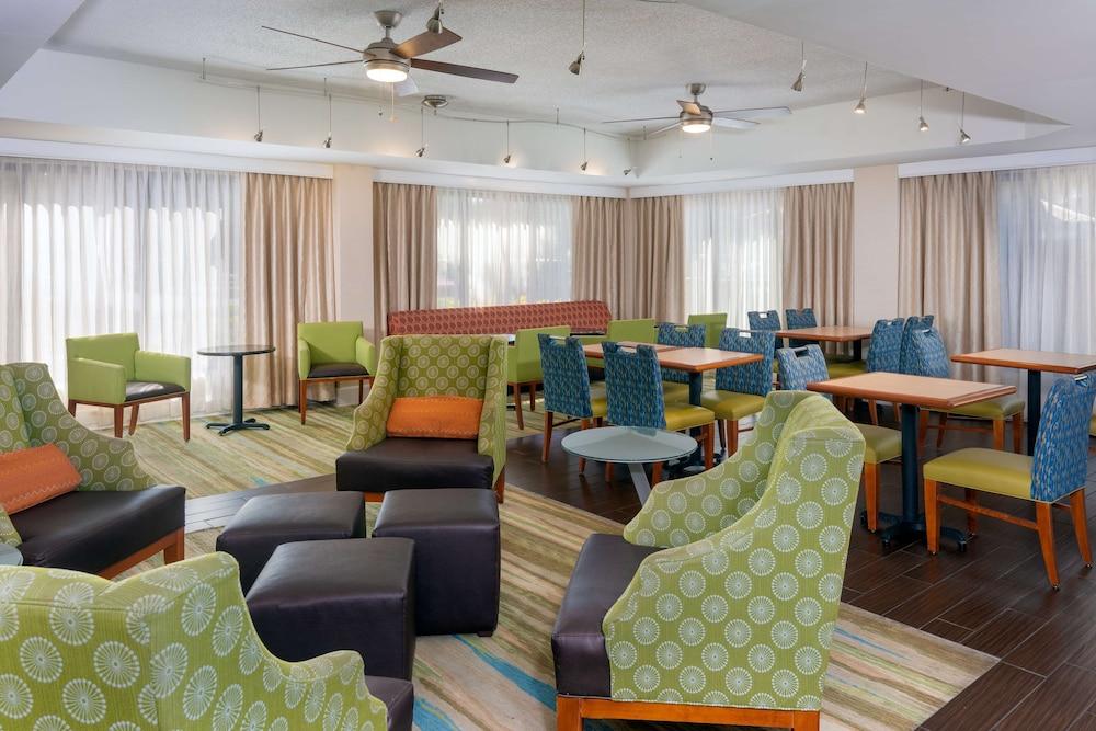 Hampton Inn Bonita Springs/Naples-North photo 19