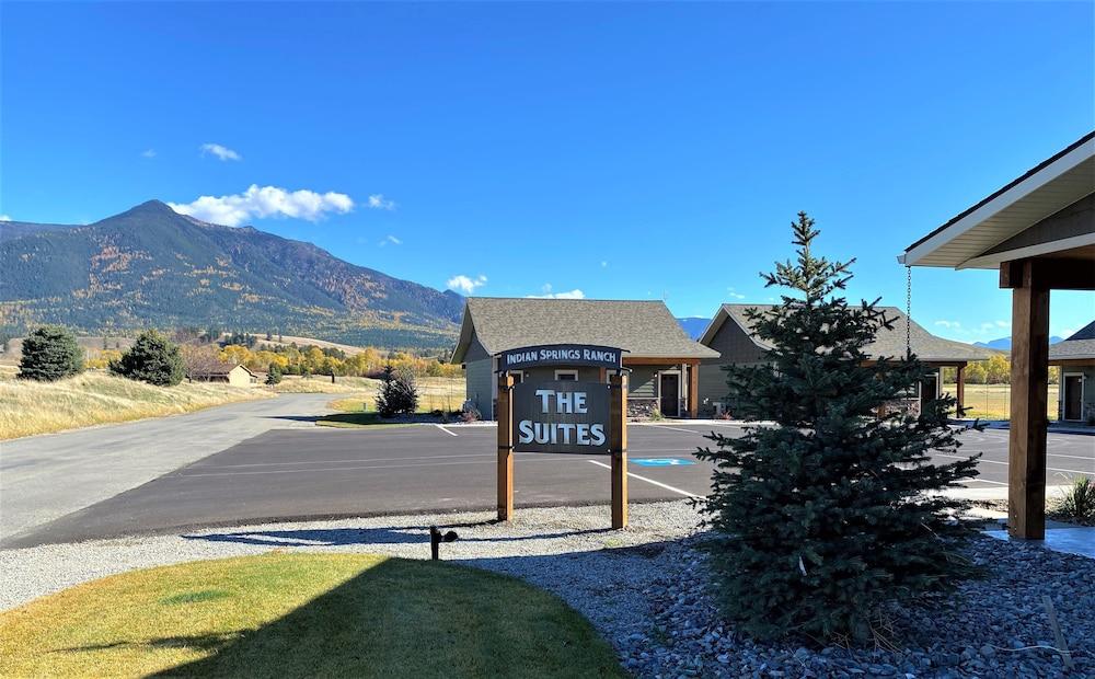 The Suites at Indian Springs Montana photo 31