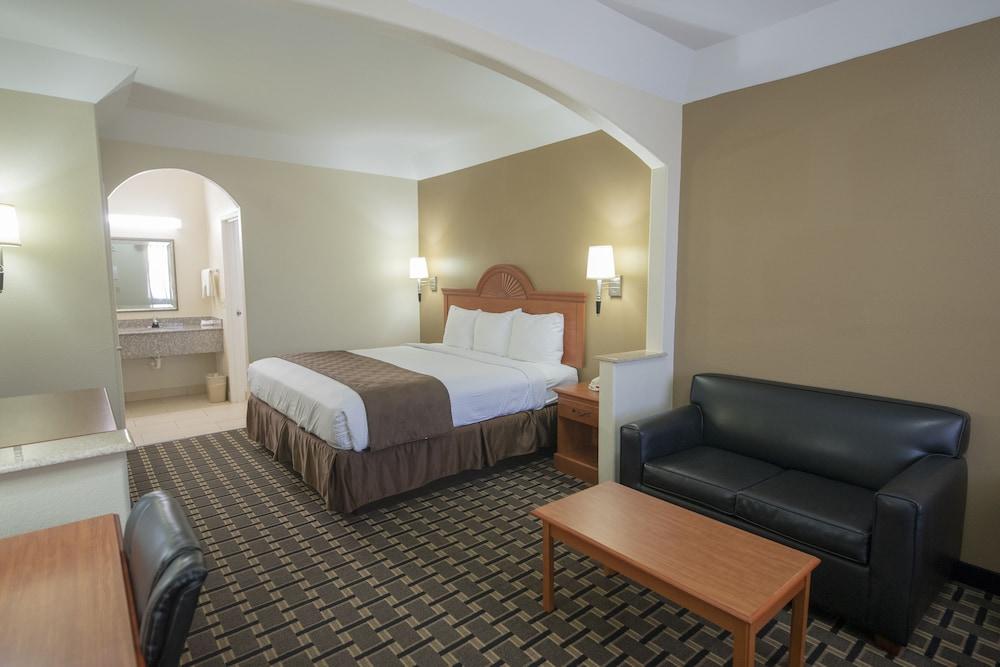 Motel 6 Tyler, TX photo 13