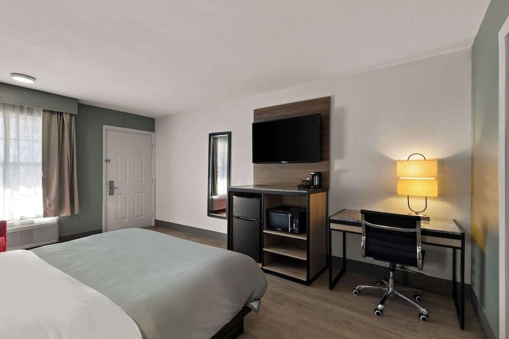 Quality Inn Monroe photo 23