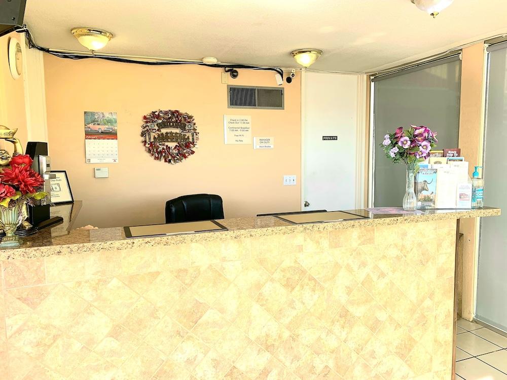Executive Inn photo 3
