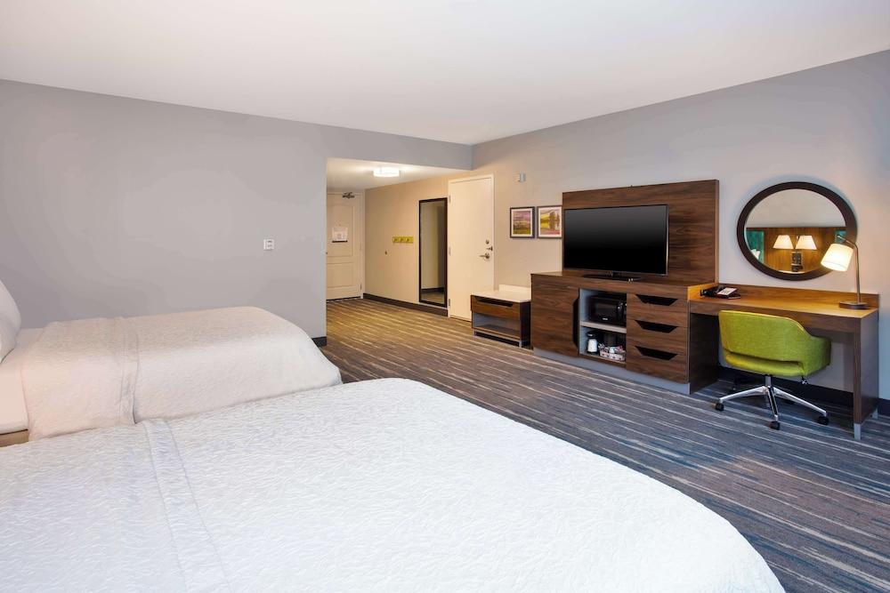 Hampton Inn & Suites Athens-I-65 (Huntsville Area) photo 15