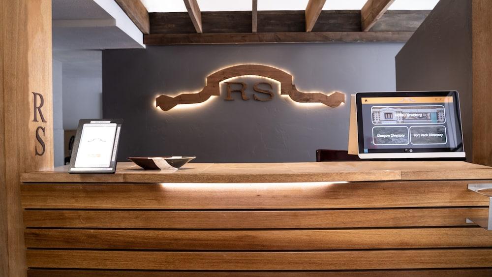 Rundle Suites photo 13