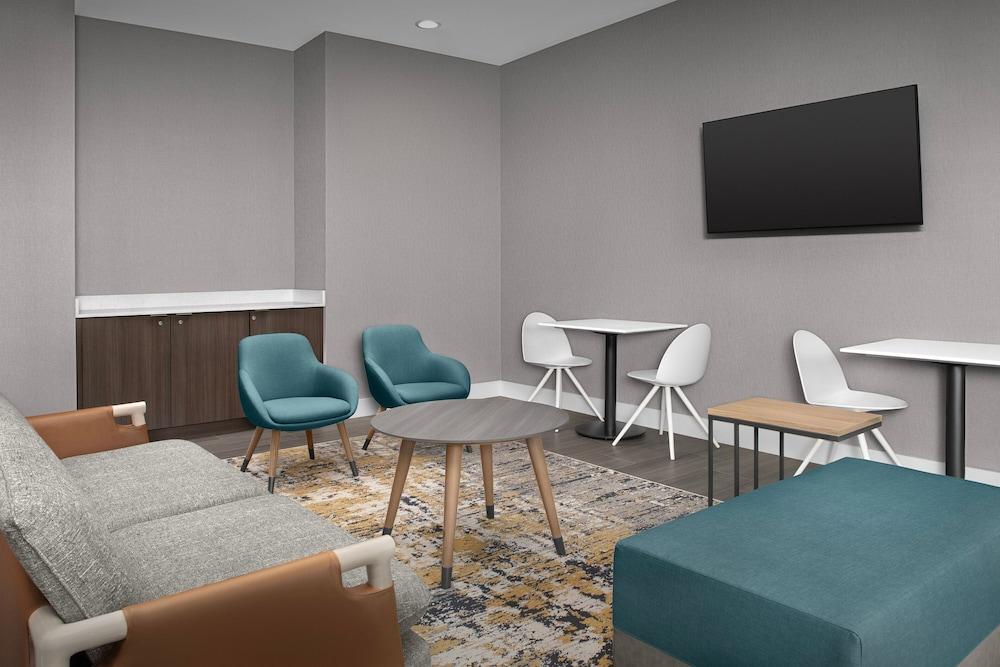 TownePlace Suites Jacksonville Airport photo 60