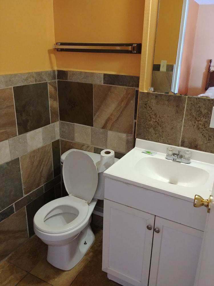 Budget Inn photo 26