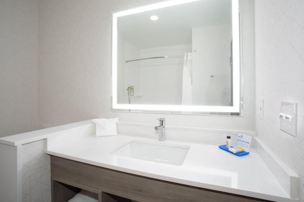 Holiday Inn Express and Suites Burley by IHG photo 35