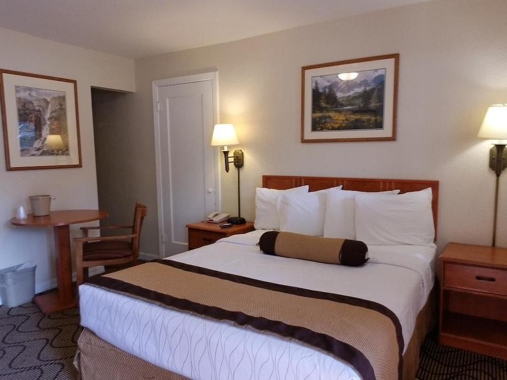 Nevada City Inn photo 2
