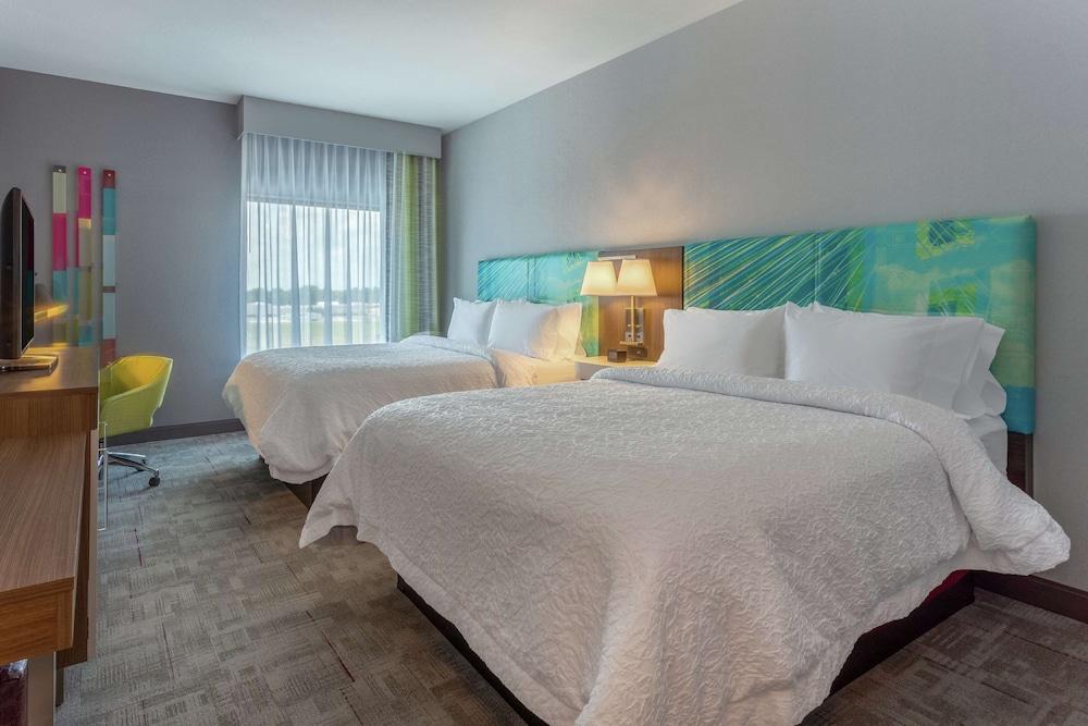 Hampton Inn & Suites Burlington photo 14