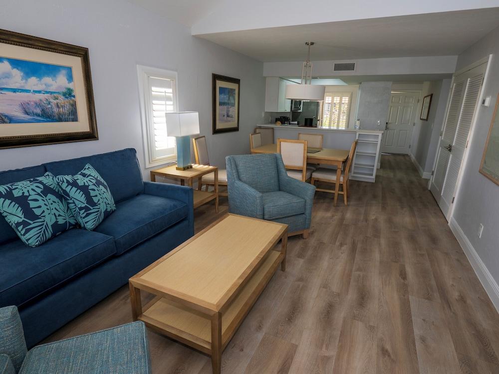Shell Island Beach Club photo 7