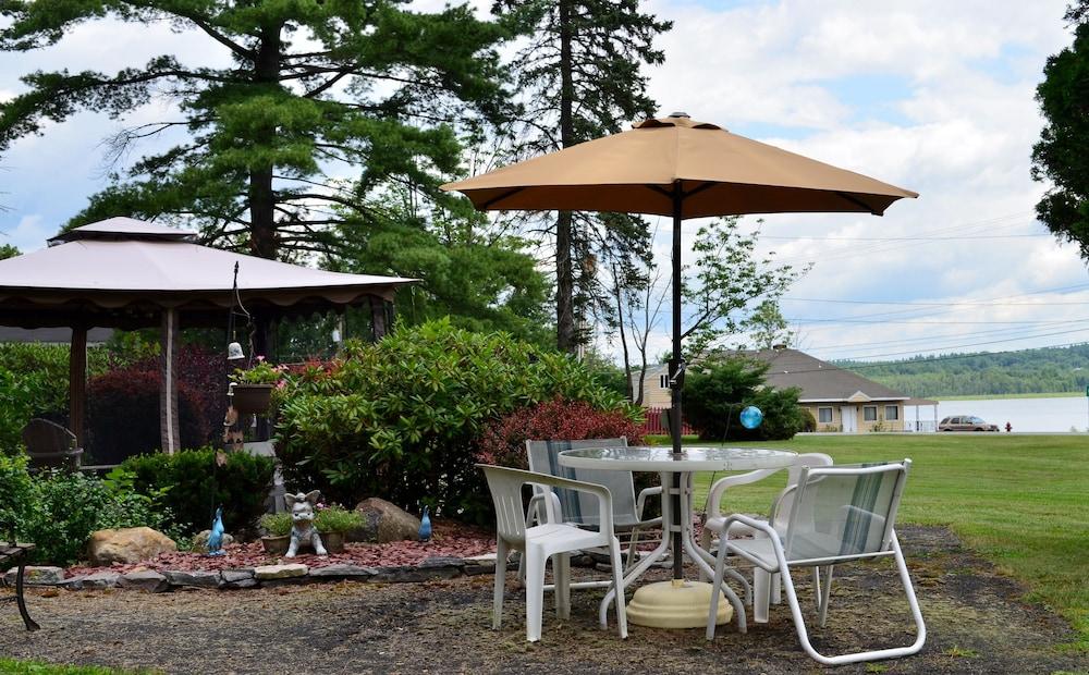 Chamber Lane Motel photo 10