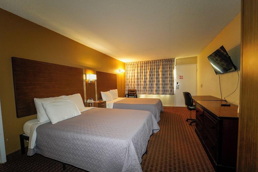 Red Carpet Inn & Suites photo 11