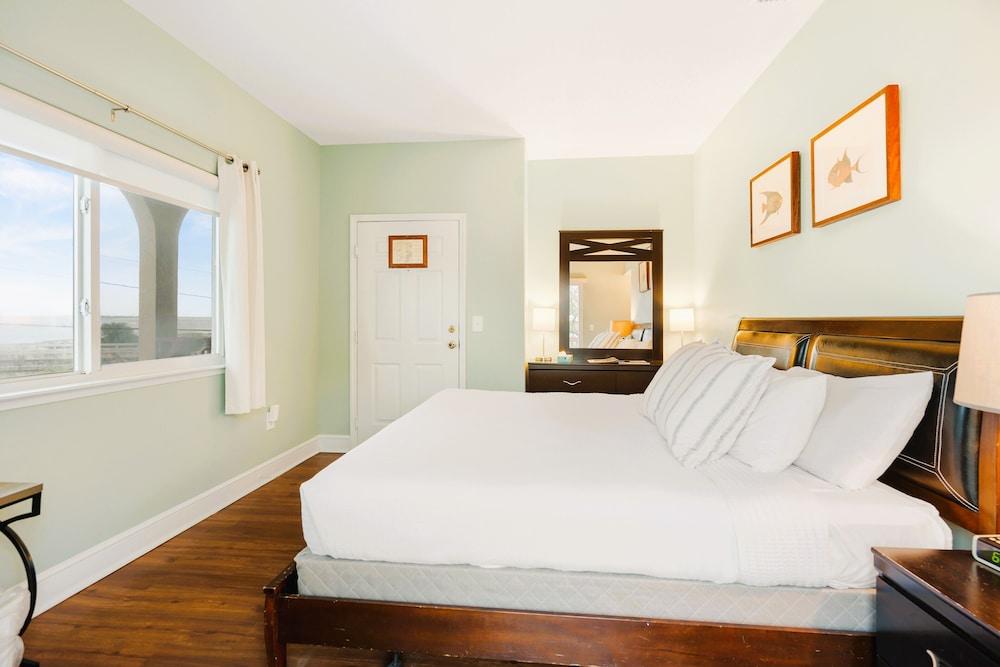 Inn at Camachee Harbor by Coolvacay photo 91