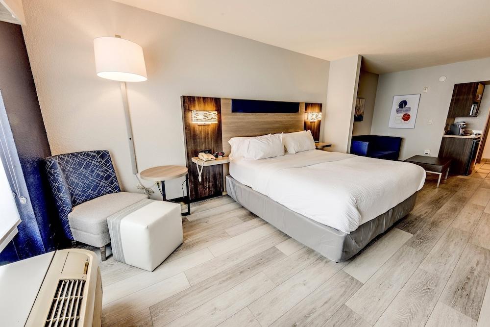 Holiday Inn Express Hotel & Suites Columbus Univ Area - Osu by IHG photo 47