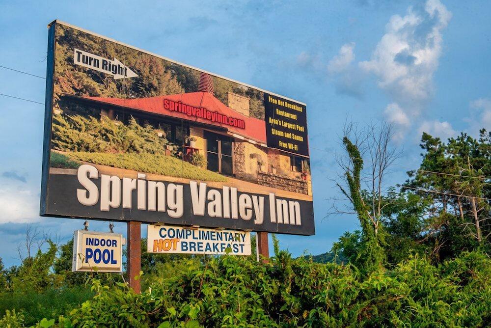 Spring Valley Inn photo 52
