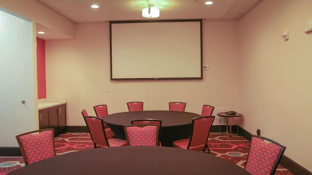 Homewood Suites by Hilton North Houston/Spring photo 29
