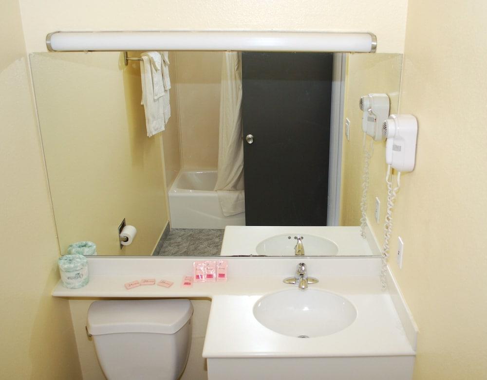Budget Inn Anaheim photo 15