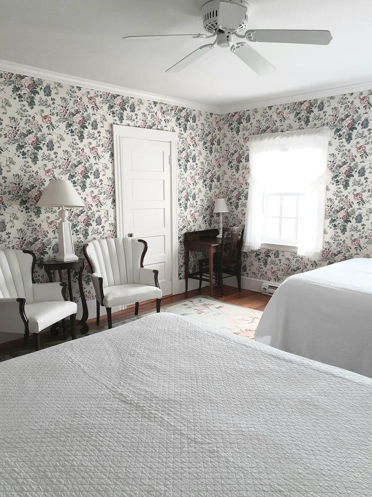 The Colony Hotel photo 61