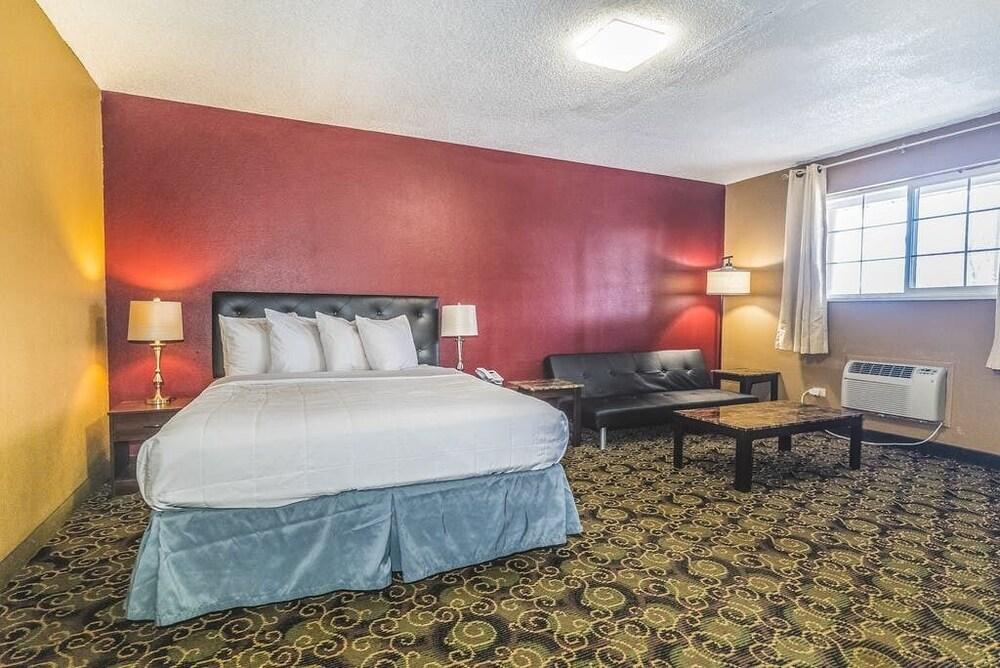 Montrose Valley Lodge photo 13
