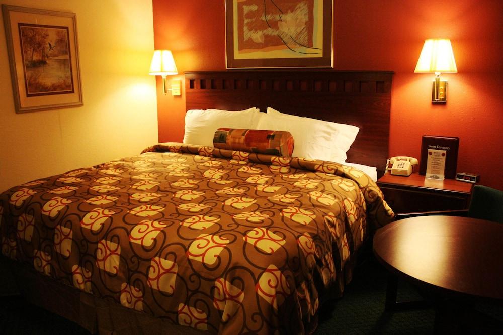 Relax Inn photo 10