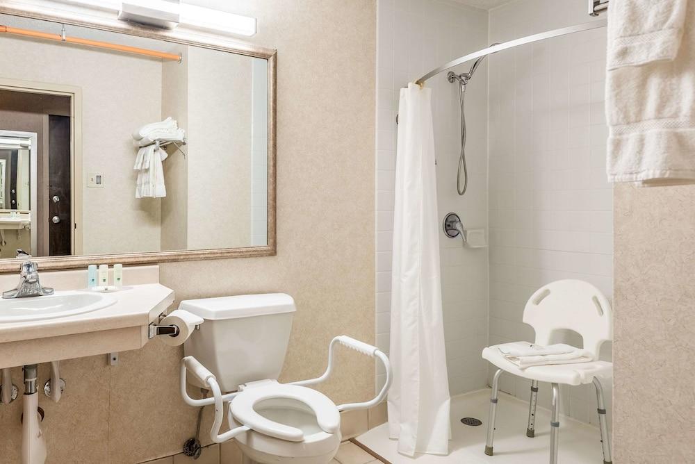 Quality Inn & Suites Brainerd photo 12