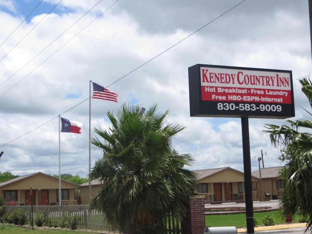 Kenedy Country Inn photo 9
