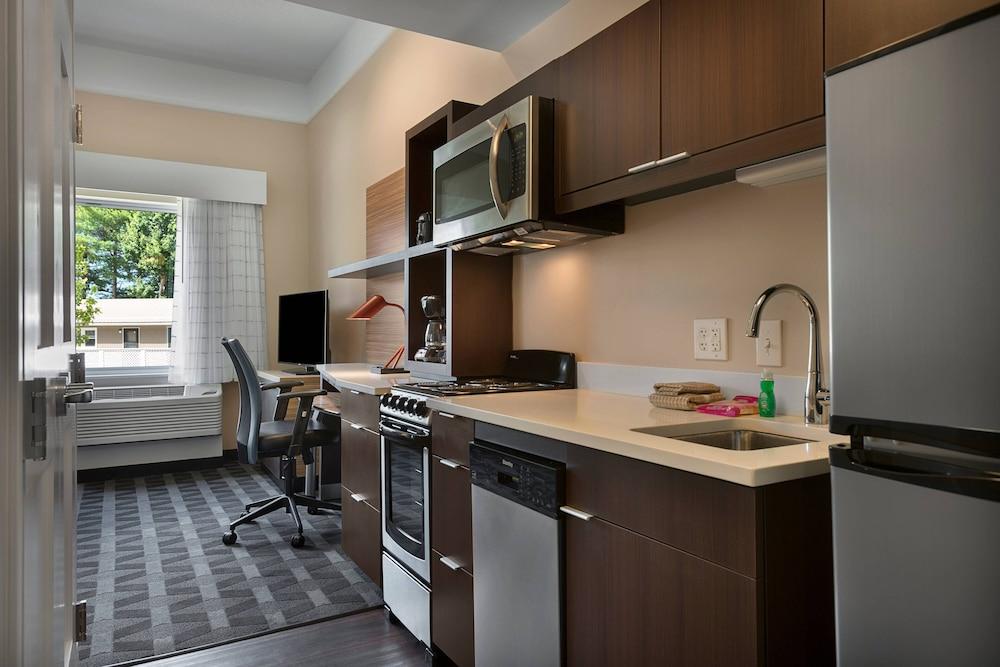TownePlace Suites by Marriott Boone photo 15