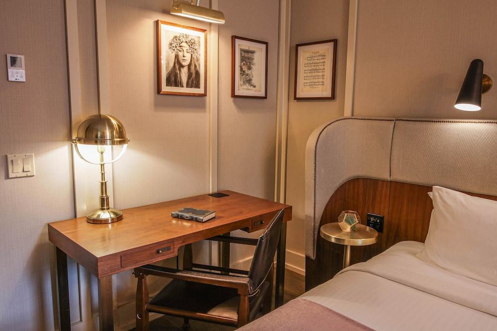 The Evelyn Hotel photo 14