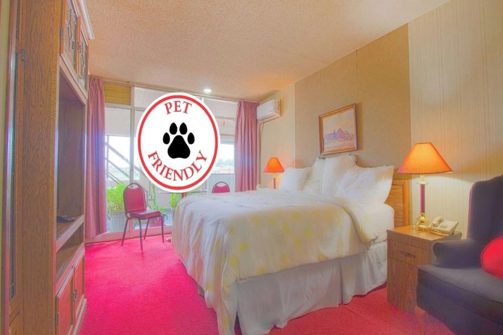 HomeTown Inn by OYO - Liberal, KS photo 33