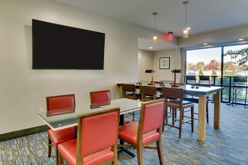 Holiday Inn Express Fishkill-Mid Hudson Valley by IHG photo 50