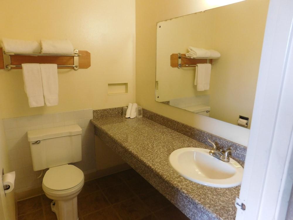 Auburn Motel photo 21