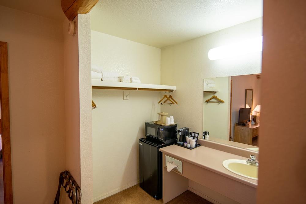 Reed's Lodge photo 3