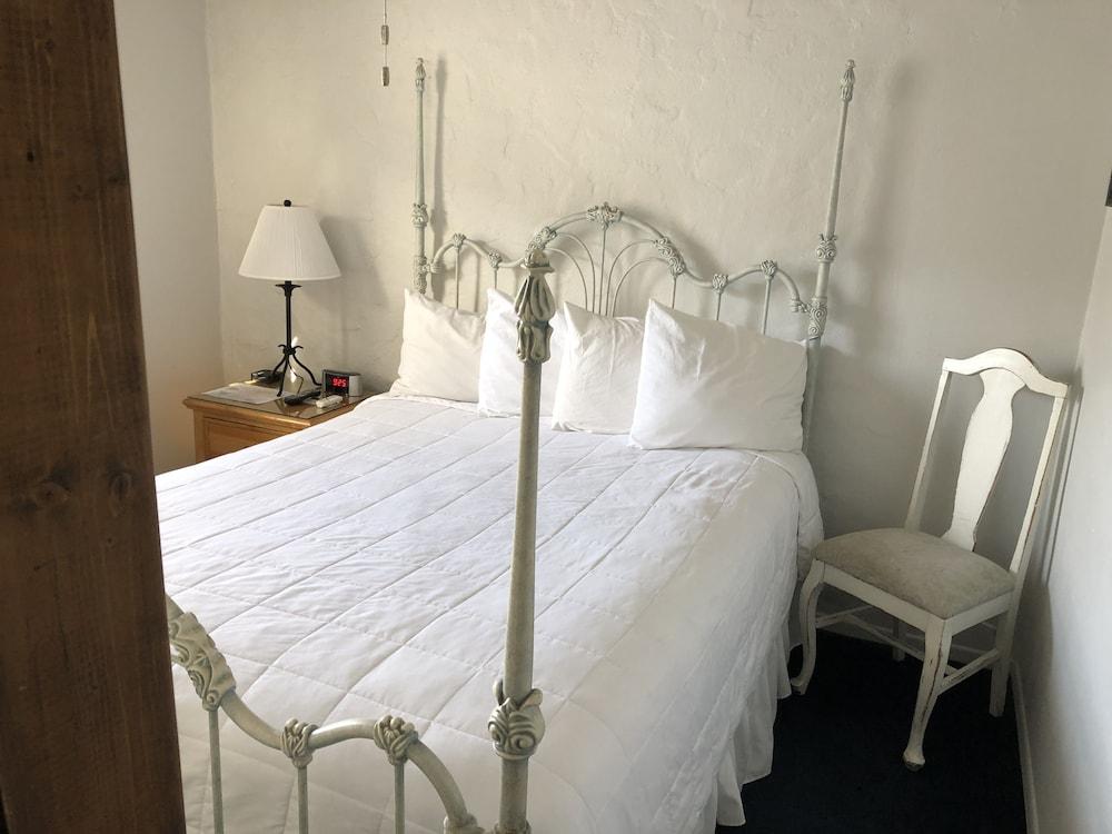 Seacrest Inn photo 48