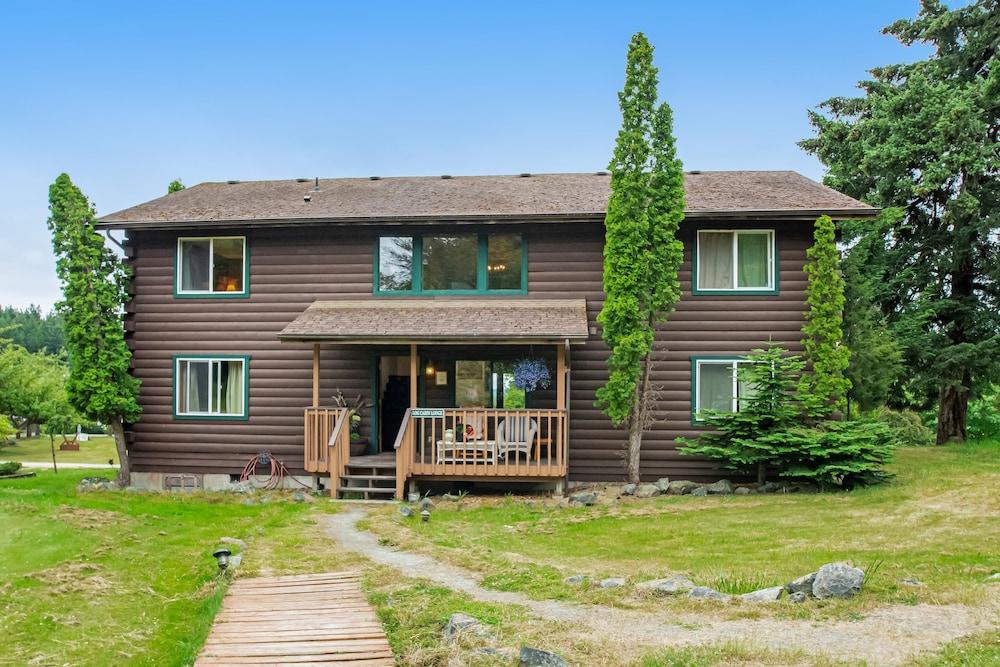 Deer Harbor Inn photo 80