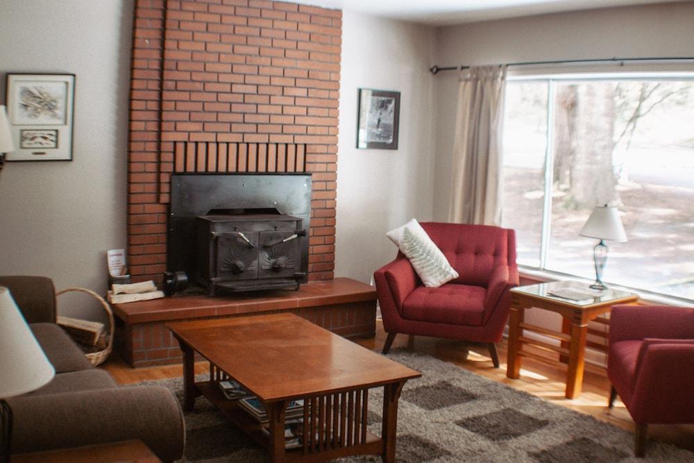 Steamboat Inn photo 17
