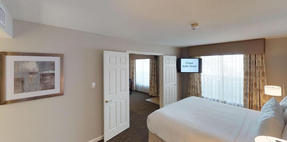 Chase Suites Hotel Brea-Fullerton photo 3