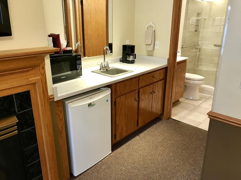 Bay Breeze Resort photo 93
