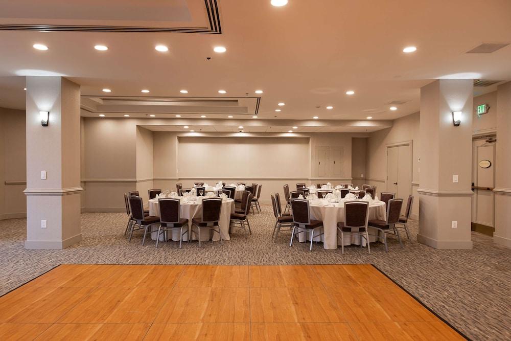 Inn at the Colonnade Baltimore - a DoubleTree by Hilton photo 67