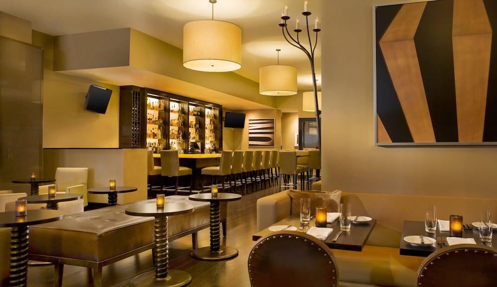 Sheraton Commander Hotel photo 11