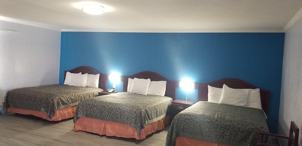 Carrizo Executive Inn photo 15