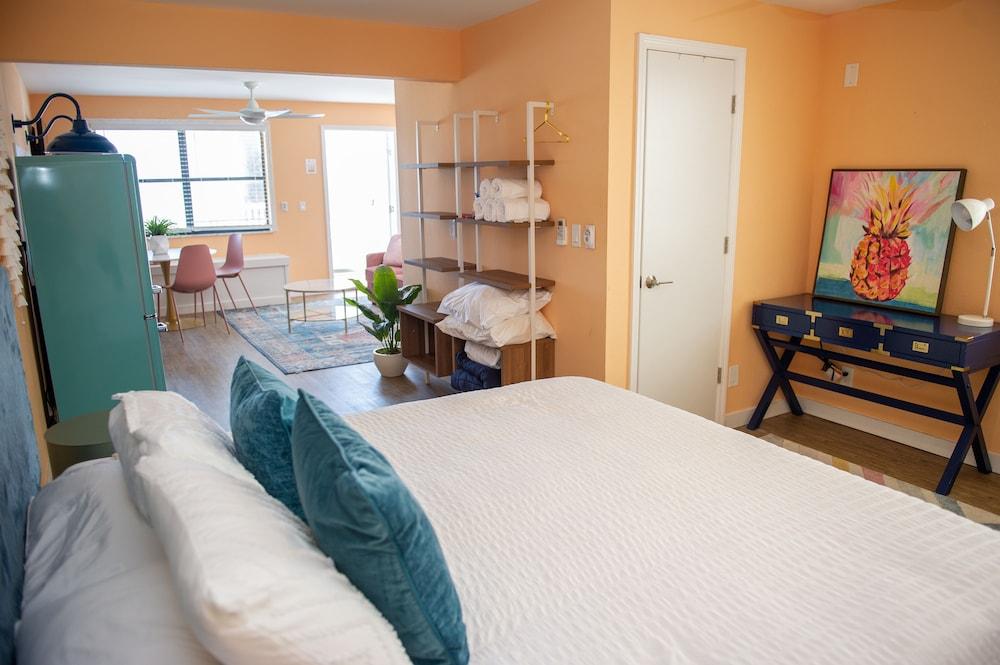Sunburst Inn photo 40